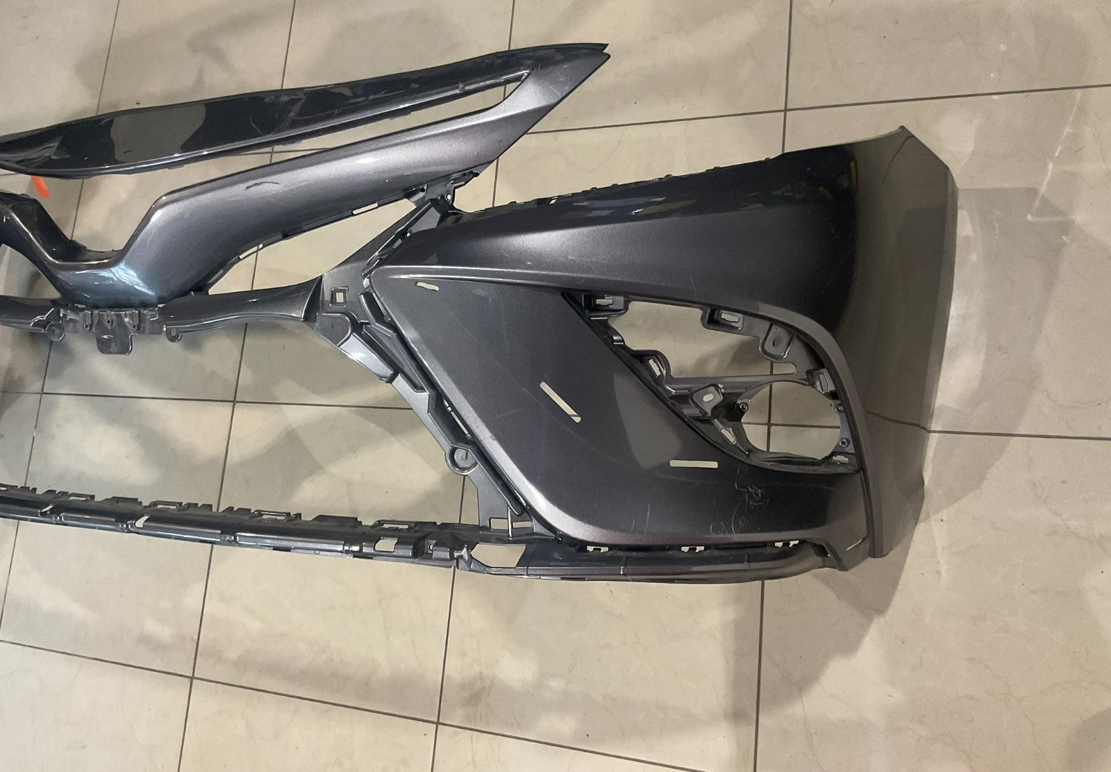 Front Bumper Cover Grey Toyota Camry XSE SE Hybrid SE 2018-20 52119+06e20 OEM