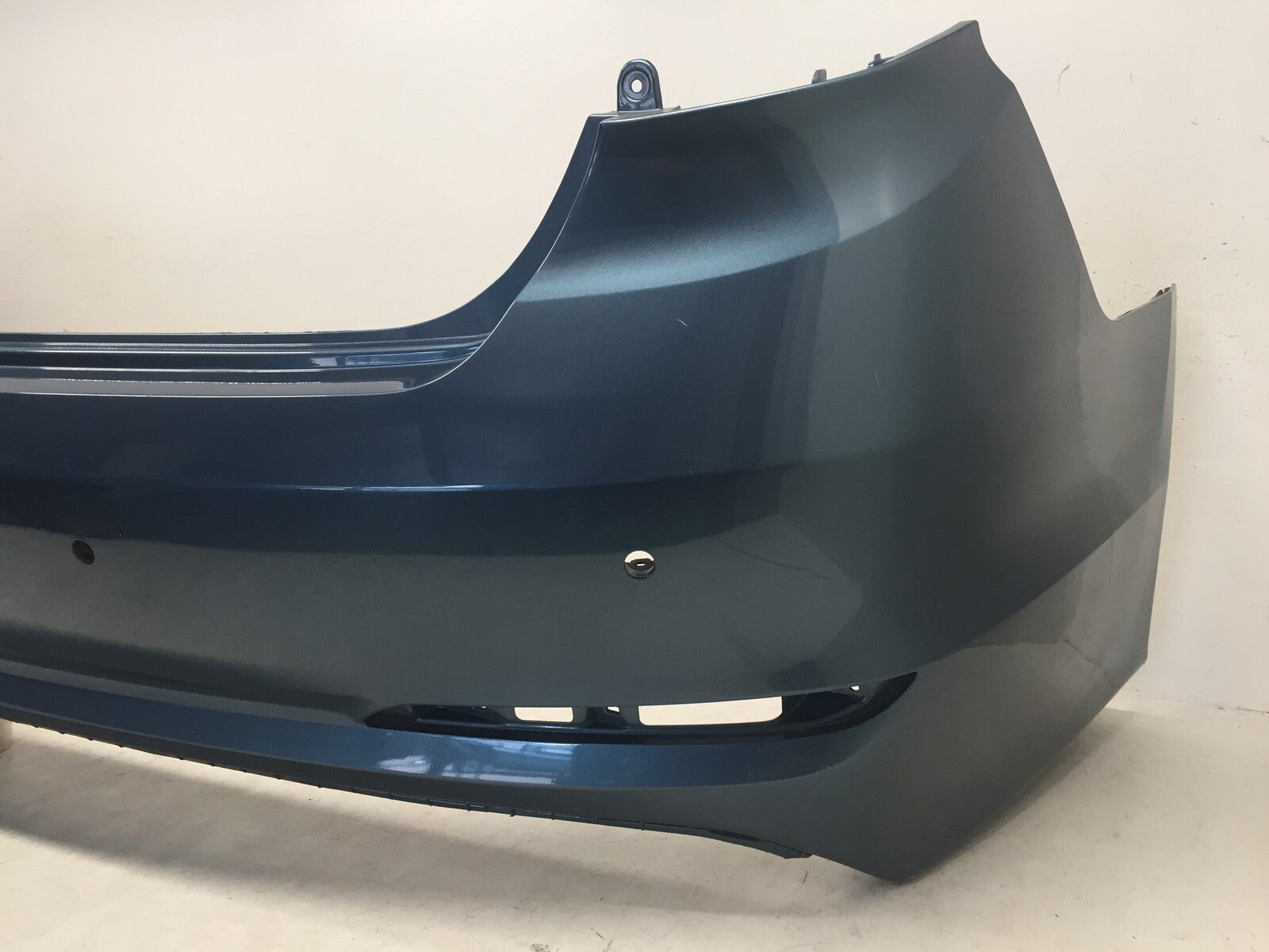 Rear Bumper Cover Hyundai Sonata Limited Limited 2.0T SE ECO 2015-2017 OEM