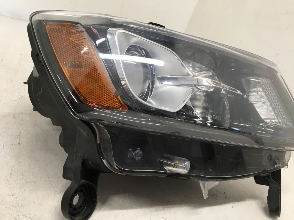 Headlight Damaged Passenger RH Jeep Grand Cherokee 2014 2015 68236108AC OEM