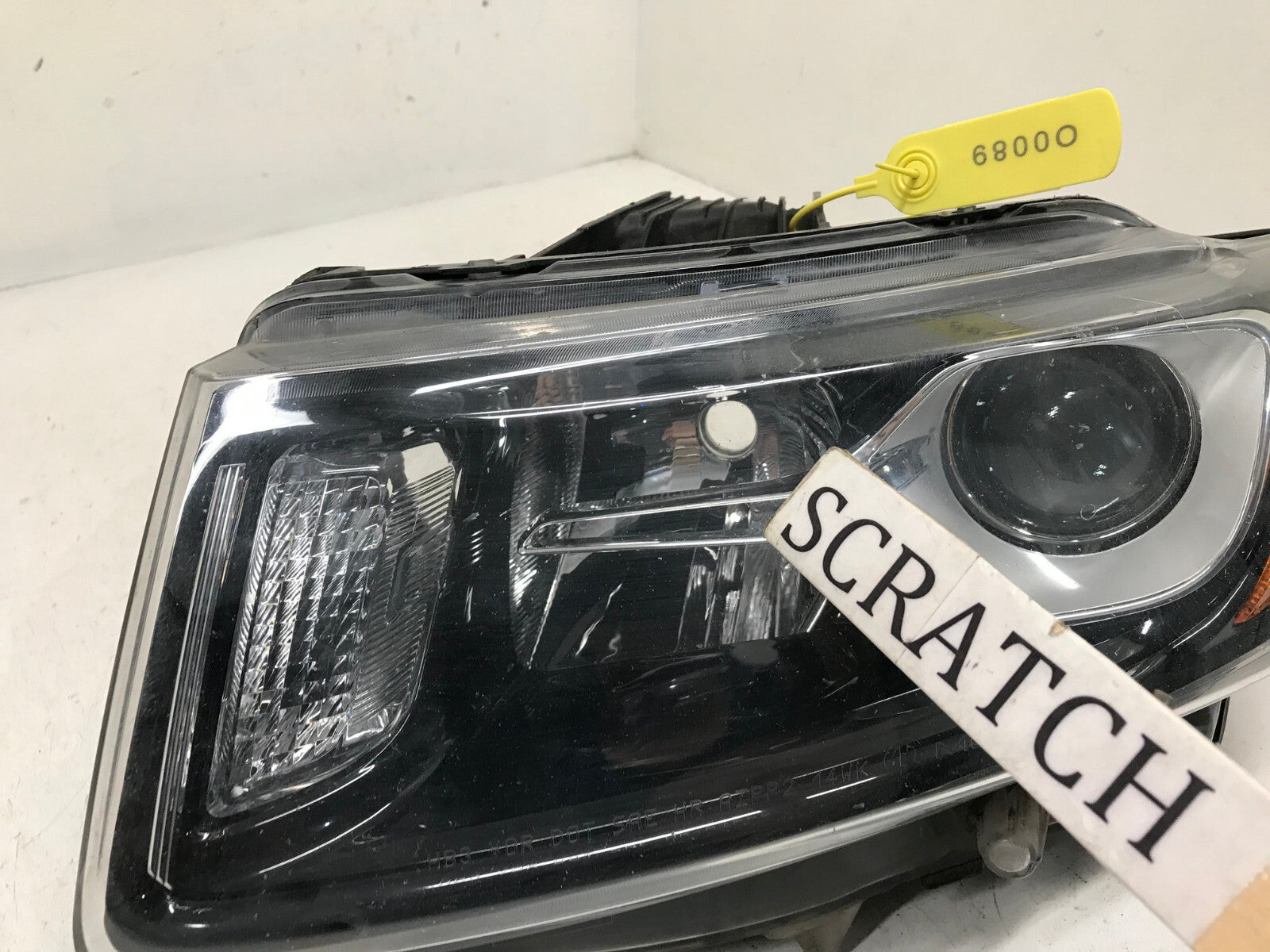 HID Headlight Damaged Driver LH Jeep Grand Cherokee 2014 15 2016 68236109AC OEM