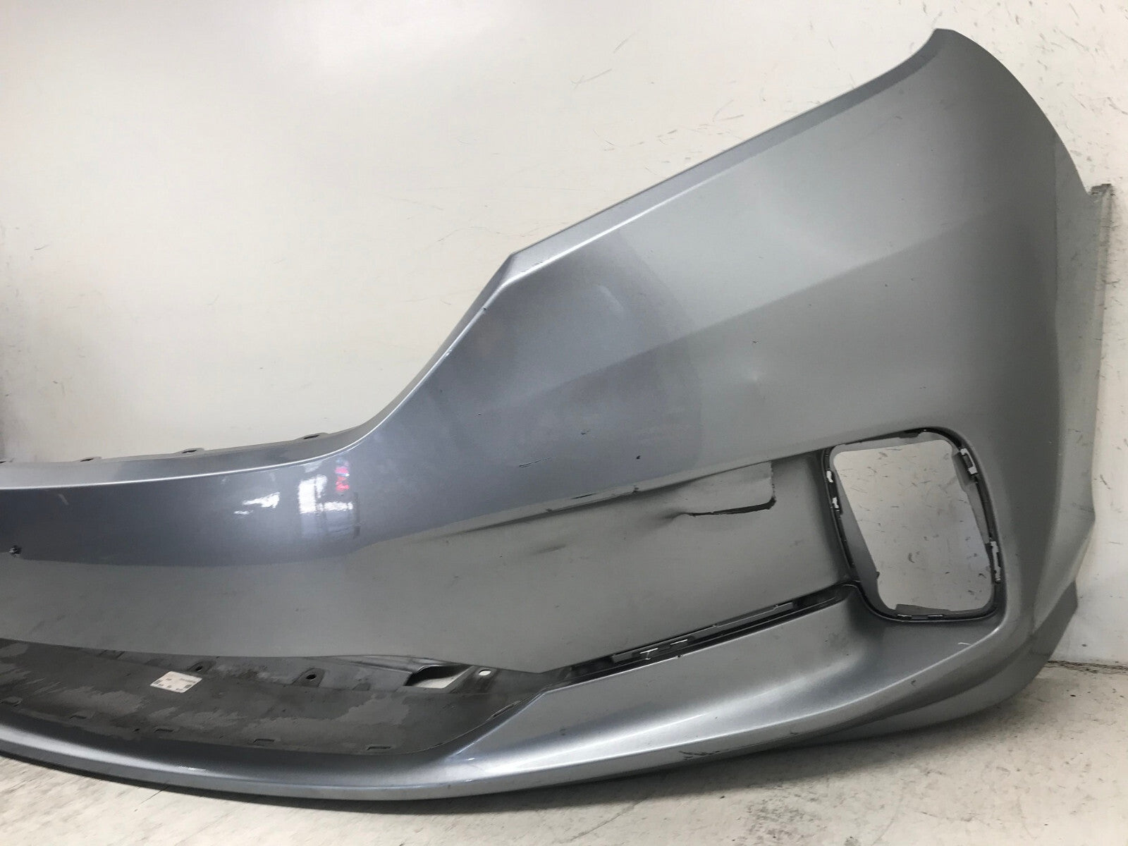 Front Bumper Cover Silver 21-23 Honda Odyssey Touring Elite 04711-THR-A60ZZ OEM