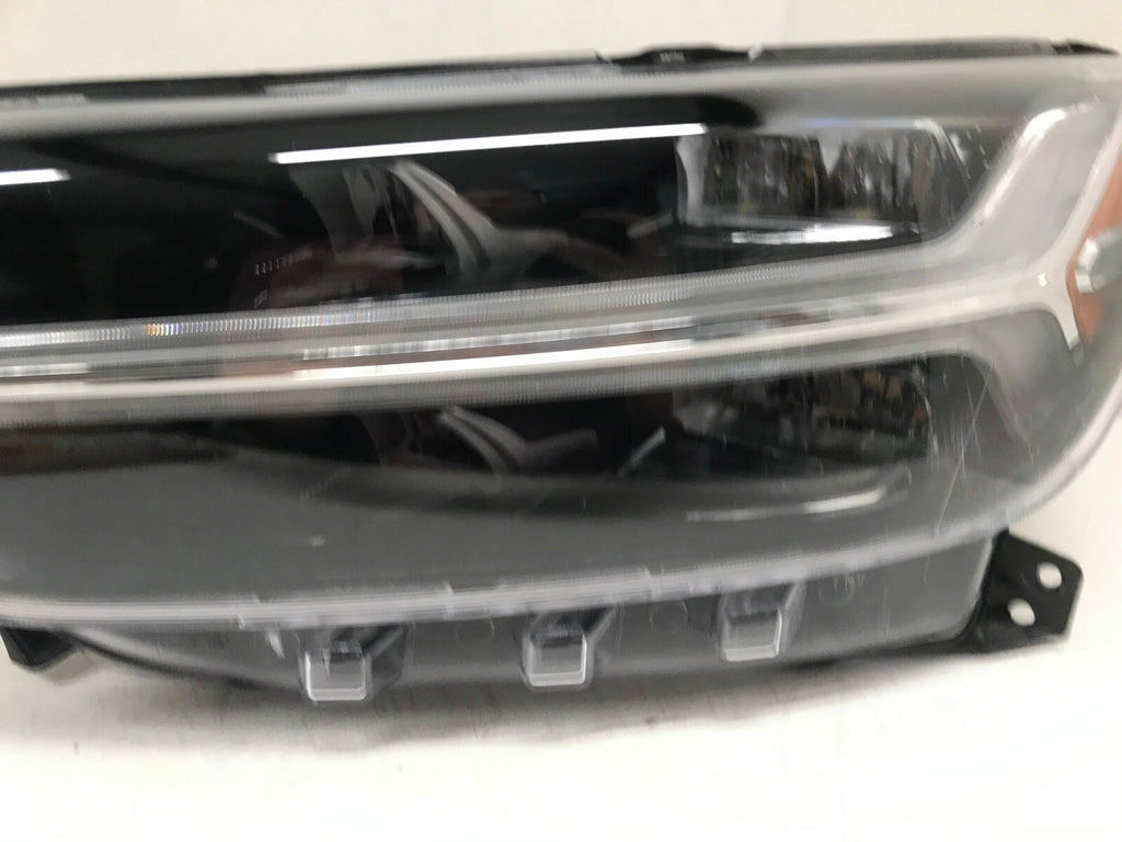 Headlight Damaged Left LH Driver 2019-2021 Volvo XC40 31655996 OEM