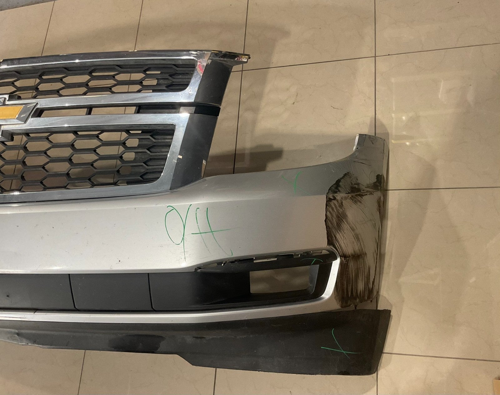 Front Bumper Cover Silver 2015-2020 Chevrolet Tahoe Suburban 22936492 OEM