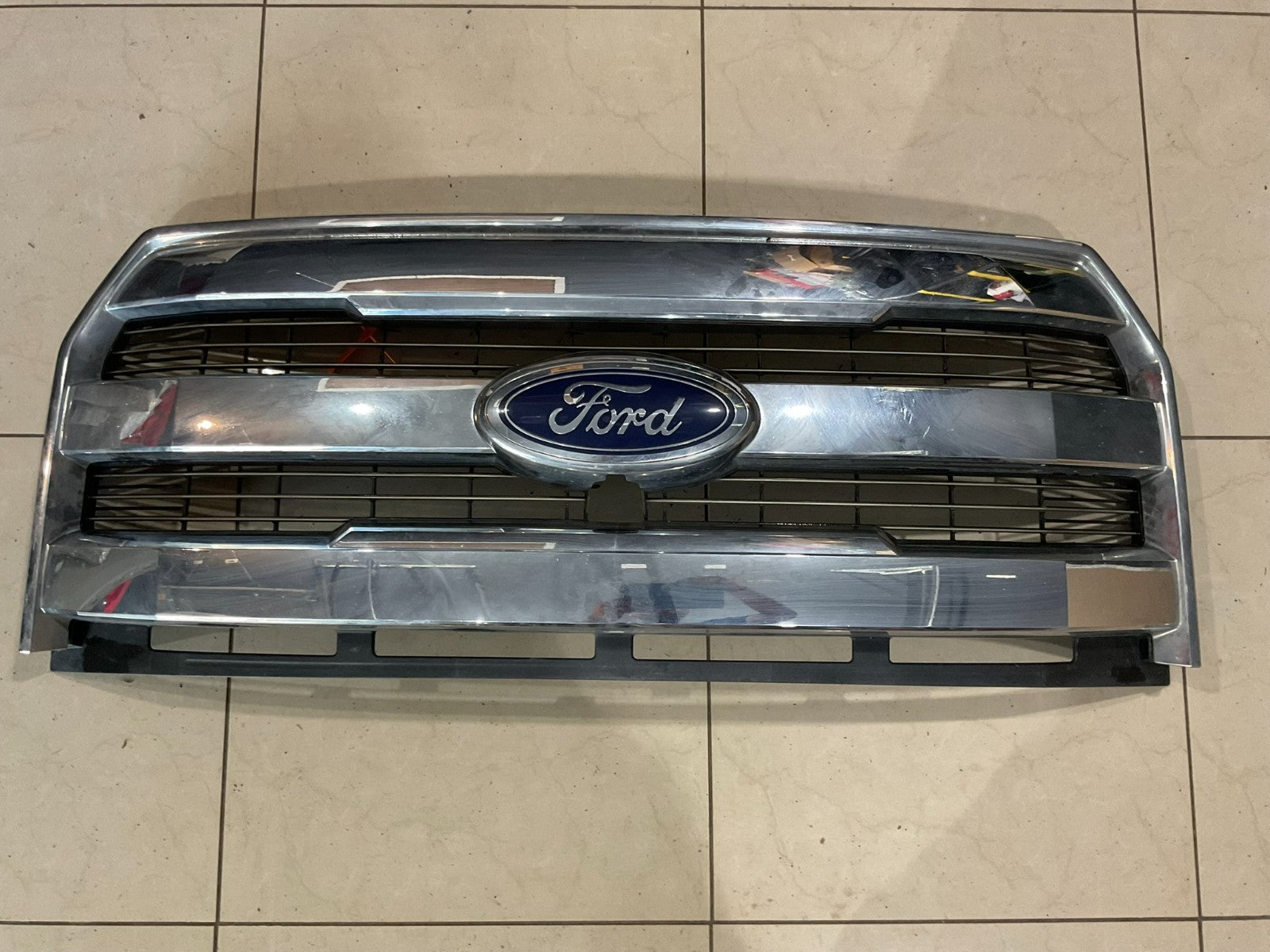 Grille Grill 2015-2017 Ford F-150 XLT fl34+8200 OEM