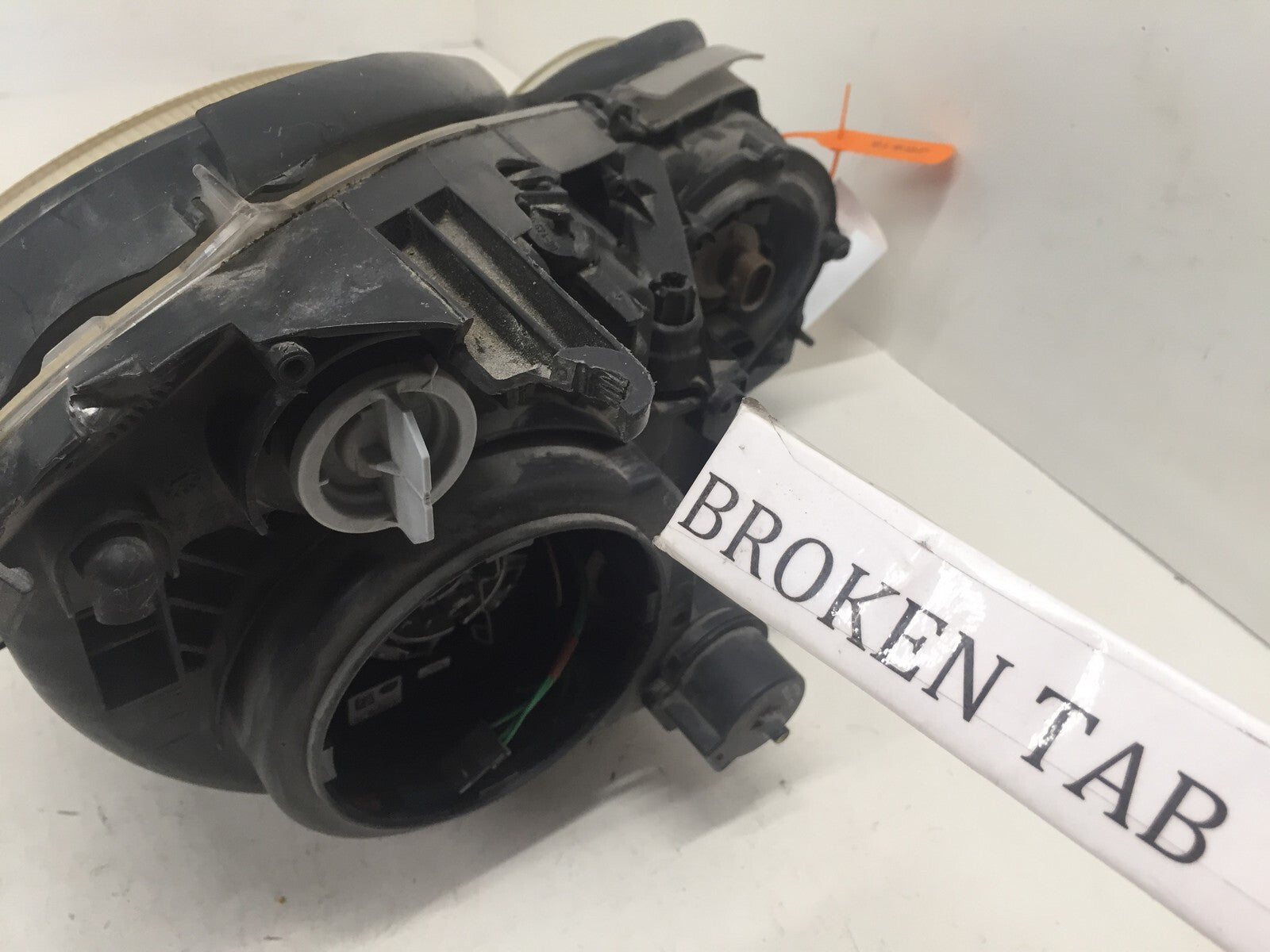 Headlight Damaged Headlamp Left Driver Side Mercedes Benz E Class 03 06 OEM