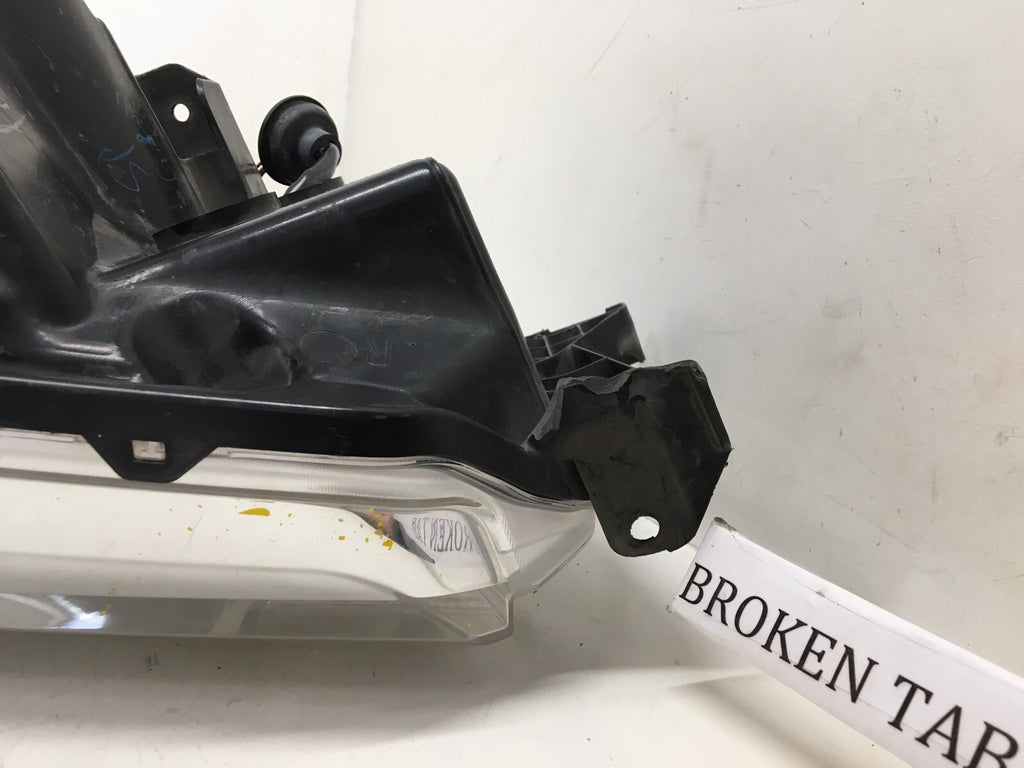 Headlight Damageds Signal Right Passenger RH Toyota Tundra 2014-2017 OEM