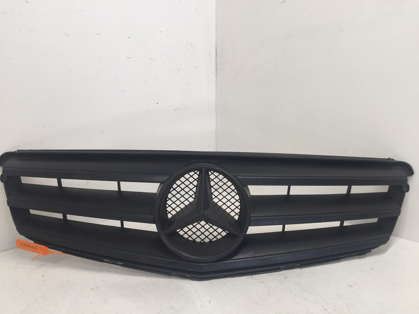 Grille Grill Mercedes C Class C250 C300 2008-2012 A2048800023 OEM