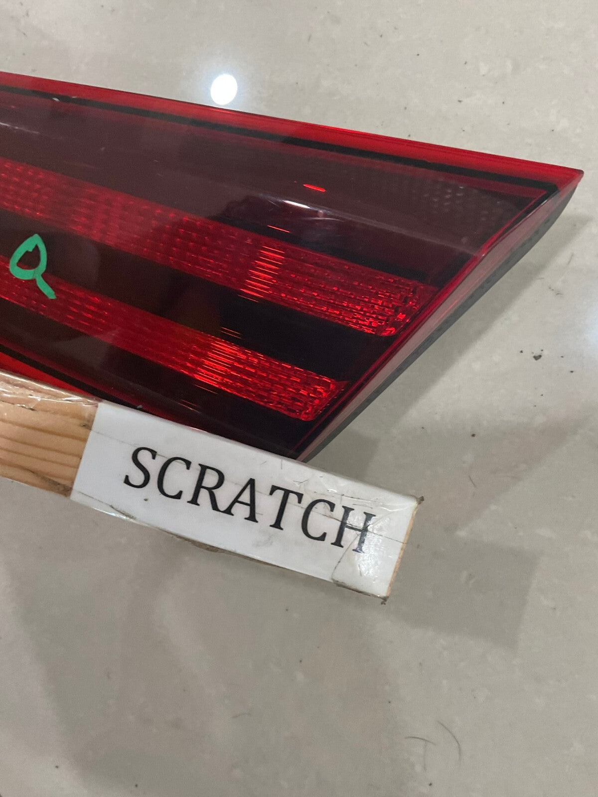 Tail light Damaged Right Passenger RH 2019-2020 Hyundai Elantra 92404-F3500 OEM