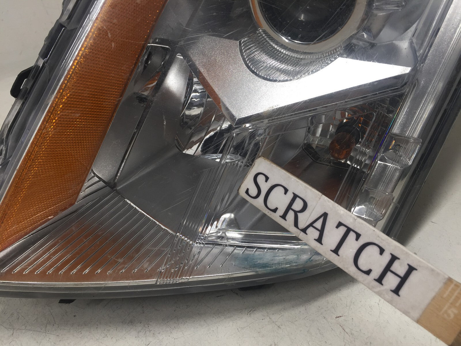 Headlight Damaged Left Driver LH Cadillac SRX 2010-2016 948327-0 OEM2