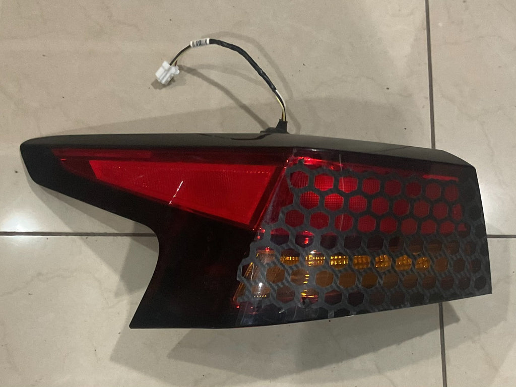 Tail light Left LH Driver 2020-2022 Nissan Versa CAPA