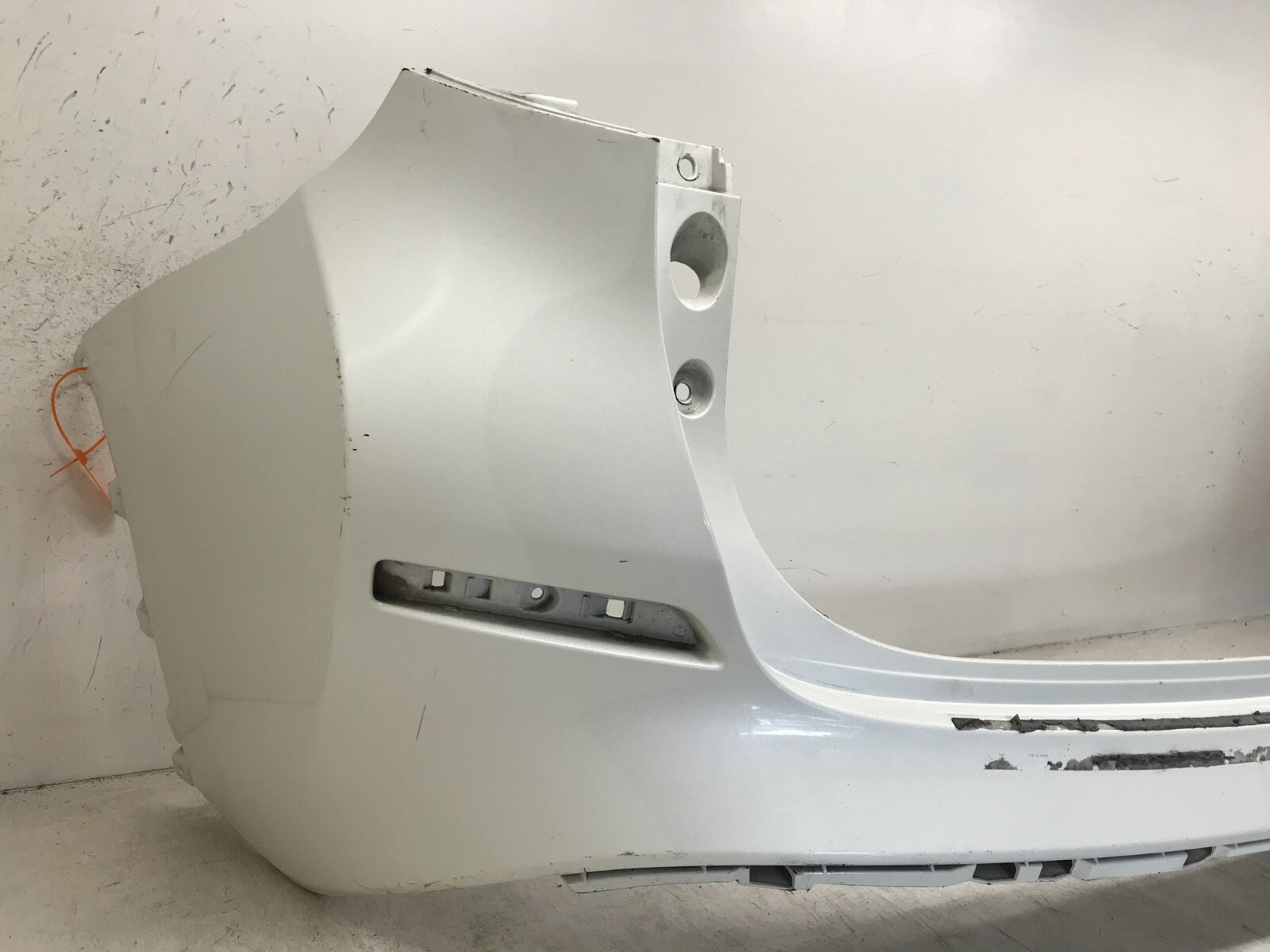 Rear Upper Bumper Cover Nissan Murano S/SL/SV/Platinum 15-2018 85022-5AA0H OEM2