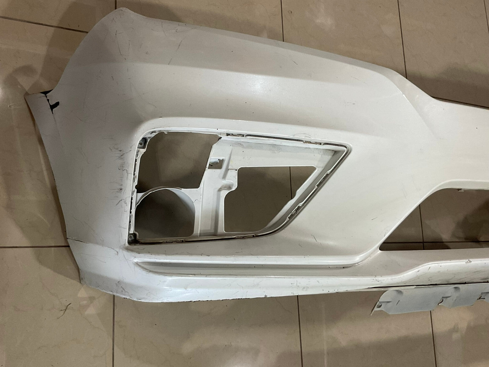 Front Bumper Cover White 2018-2020 Honda Odyssey 71101-thr-a000 OEM