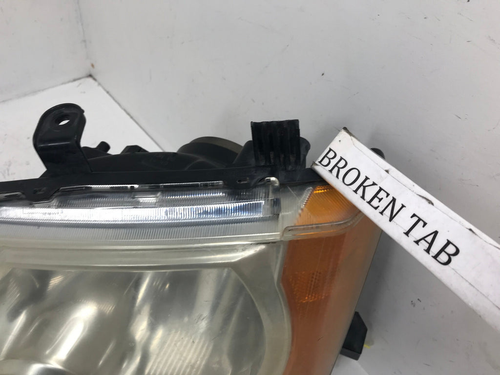 Headlight Damaged Left Driver LH Nissan Xterra 2005-2015 26060EA025 OEM