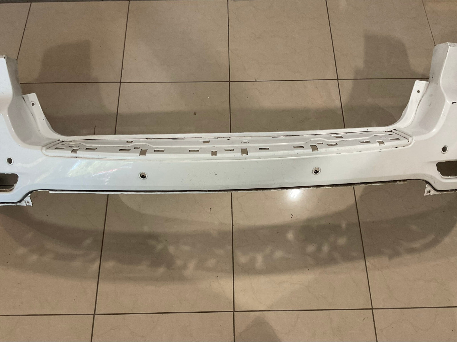 Rear Bumper Cover White Jeep Grand Cherokee 2014-2015 CAPA