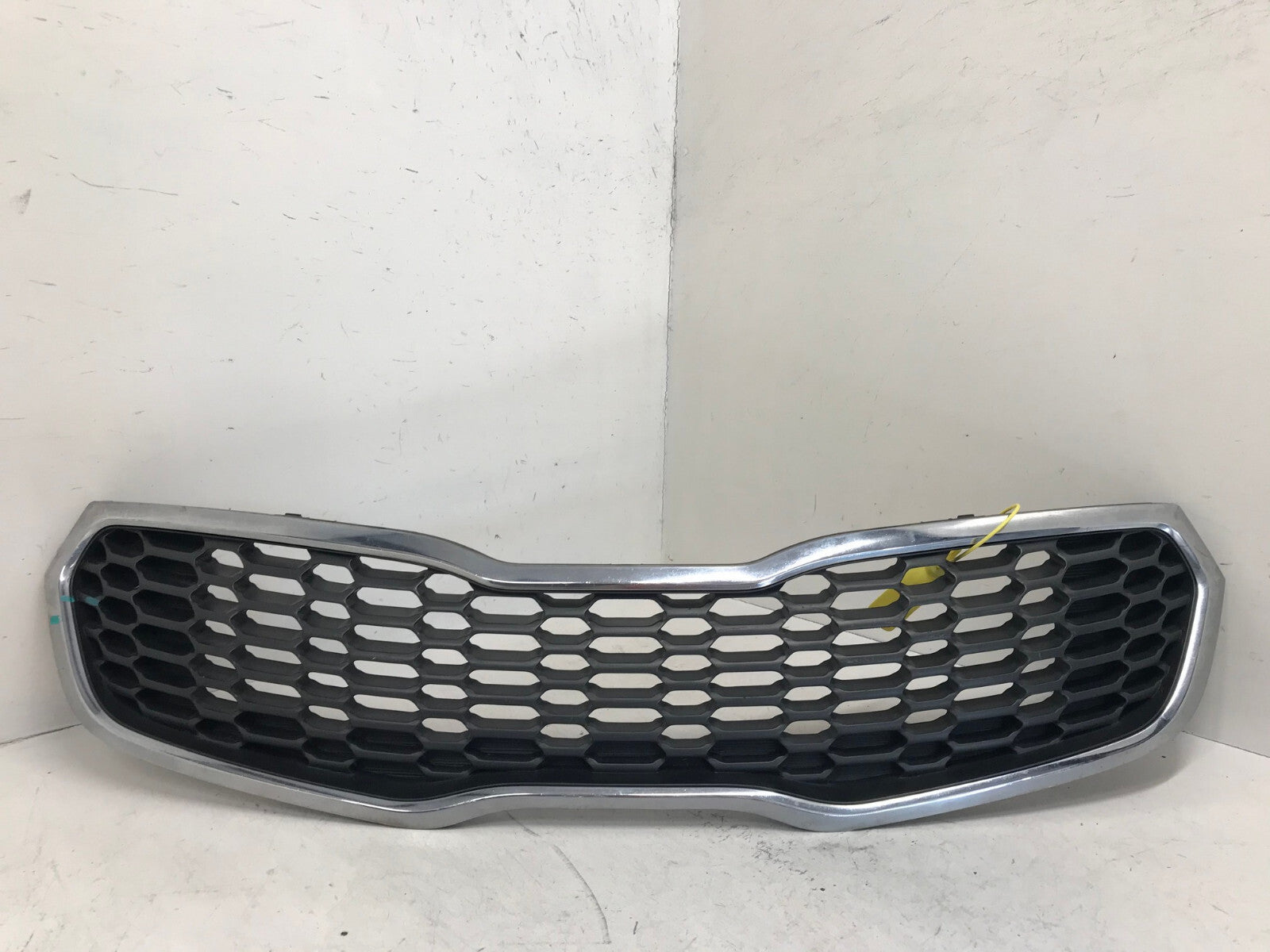 Grill Grille Kia Forte Sedan 2010-2013 86351-A7500 OEM