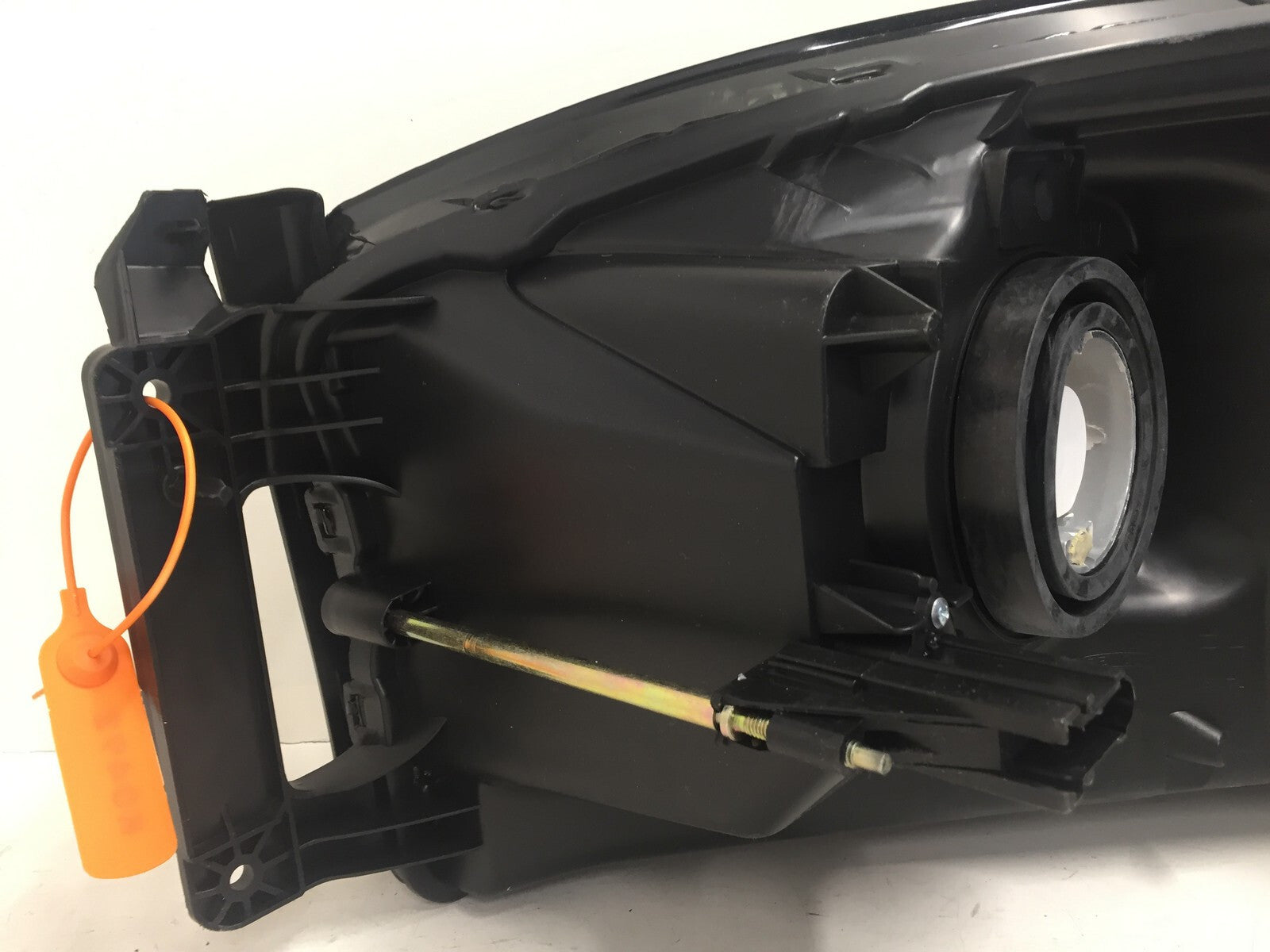 Headlight Damaged Lamp Right RH Dodge RAM 1500 2500 3500 Pickup 2006-2008 CAPA