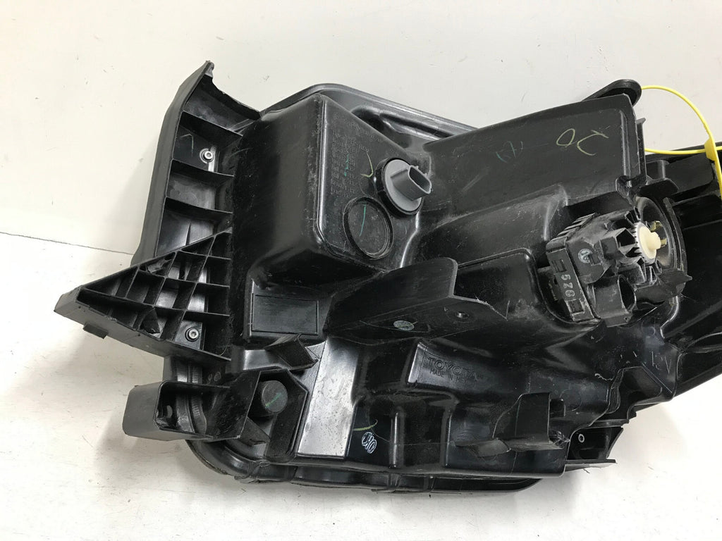 Headlight Damageds Signal Right Passenger RH Toyota Tundra 2014-2017 OEM3
