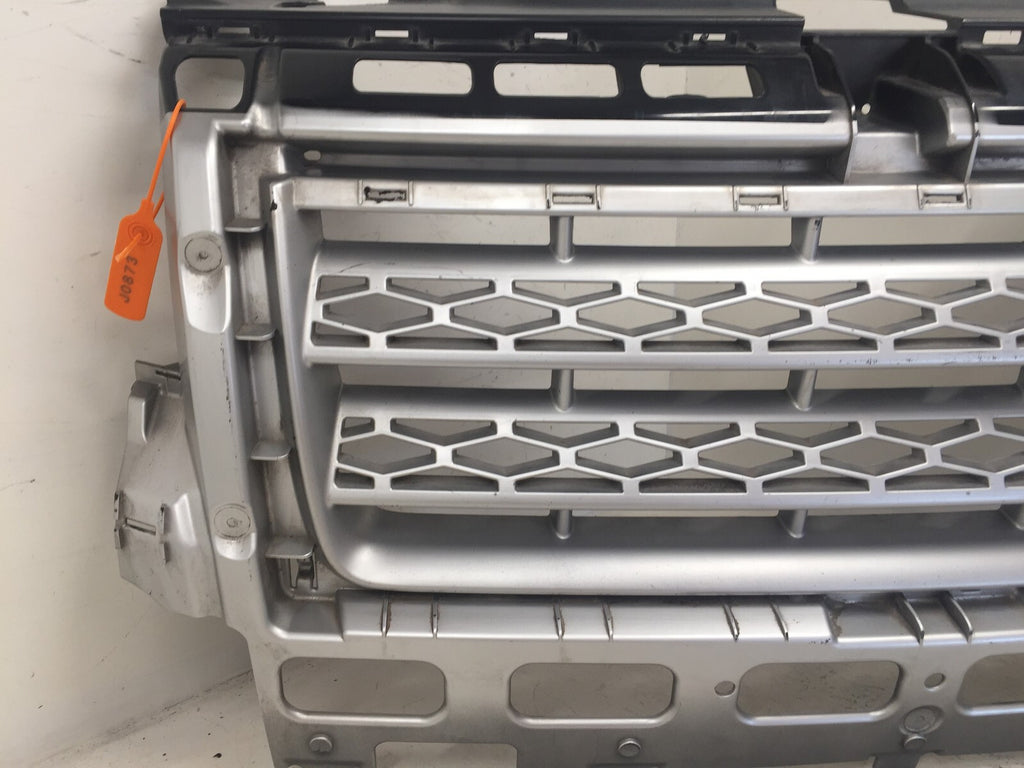 Grille Grill LandRover LR2 (Damaged) 2008-2010 6H52-17D957-T OEM