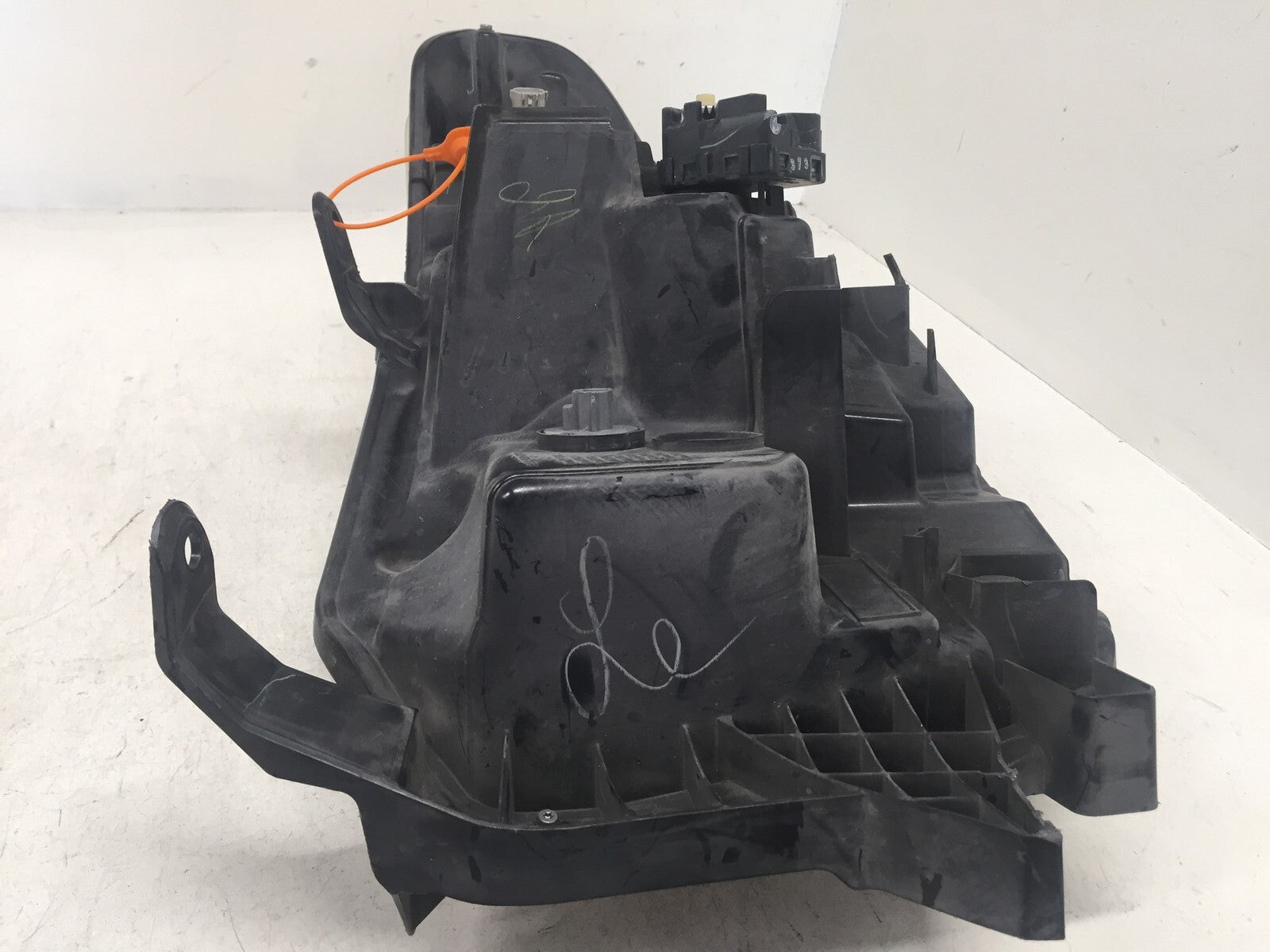 Headight Right Side RH Toyota Tundra 2014-2017 81110-0C101 OEM