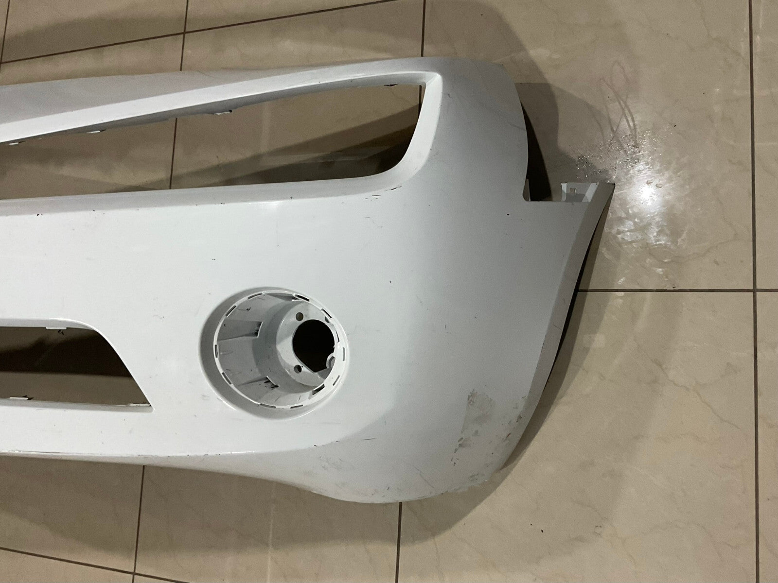 Front Bumper Cover White 2010-13 Chevrolet Camaro OEM