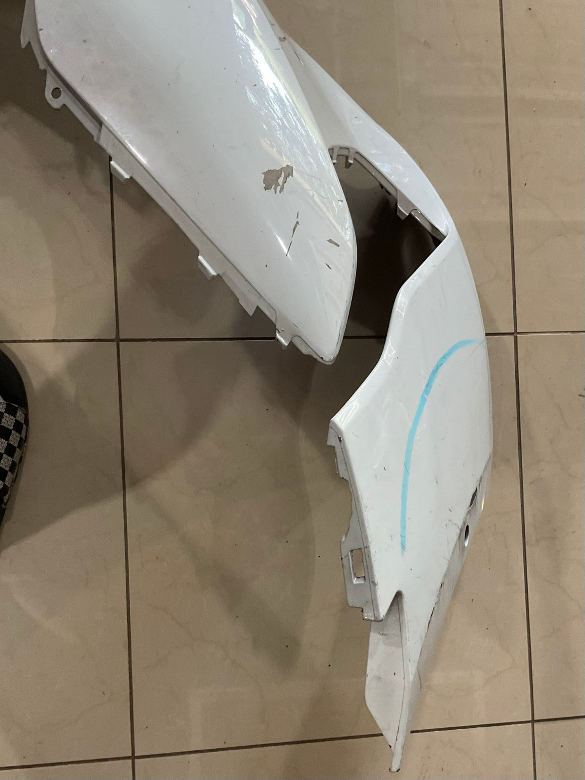 Front Bumper Cover White Porsche Taycan 2020 2021 2022 9J1+807+221 OEM