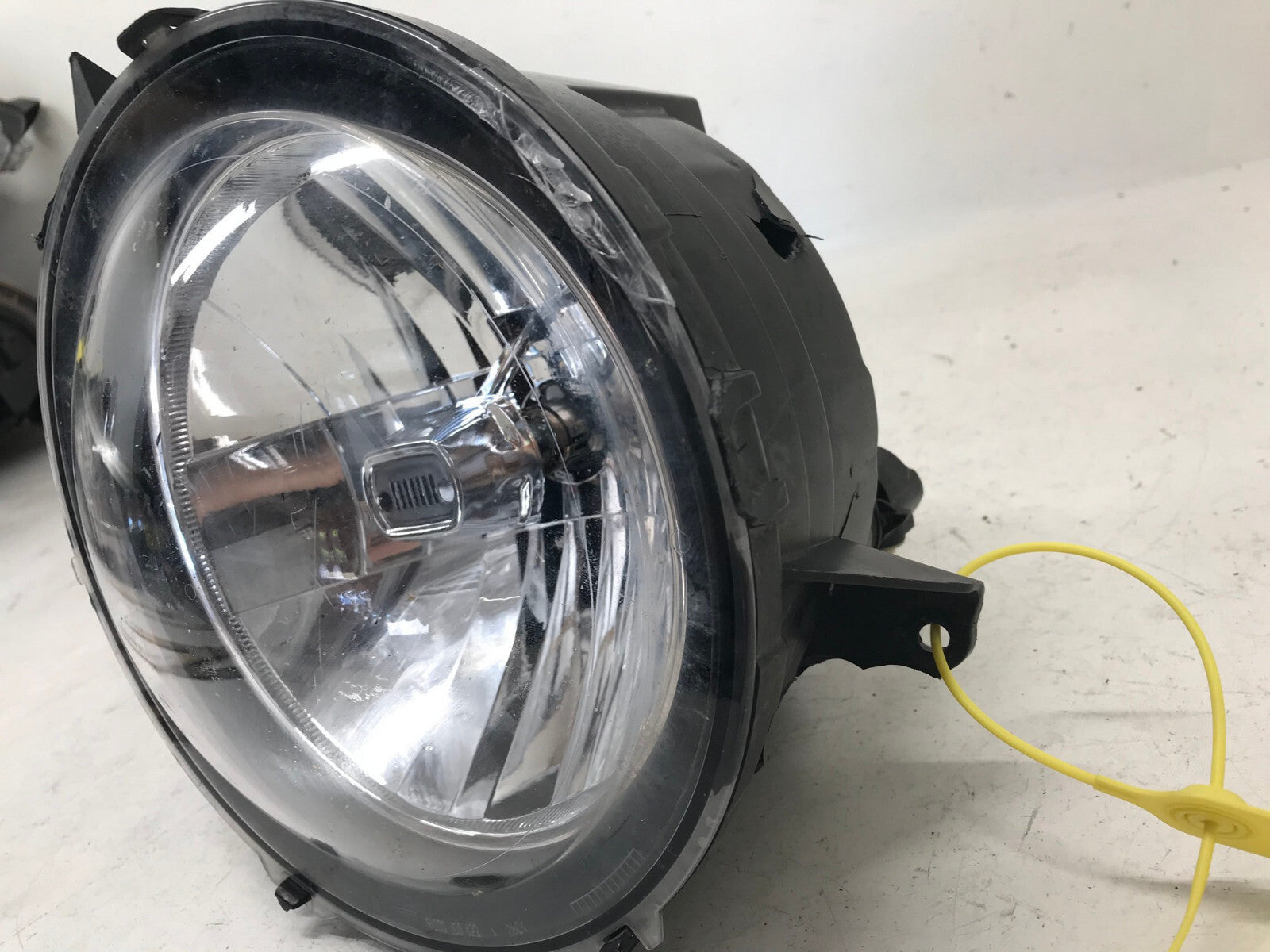 Headlight Damaged Passenger Right RH Jeep Gladiator 2018-2021 55112872AG OEM