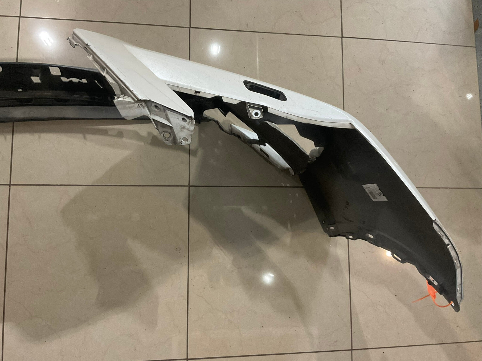 Front Bumper Cover White Lexus RX350 RX450H Base 2016-2018 52119-0E270 OEM