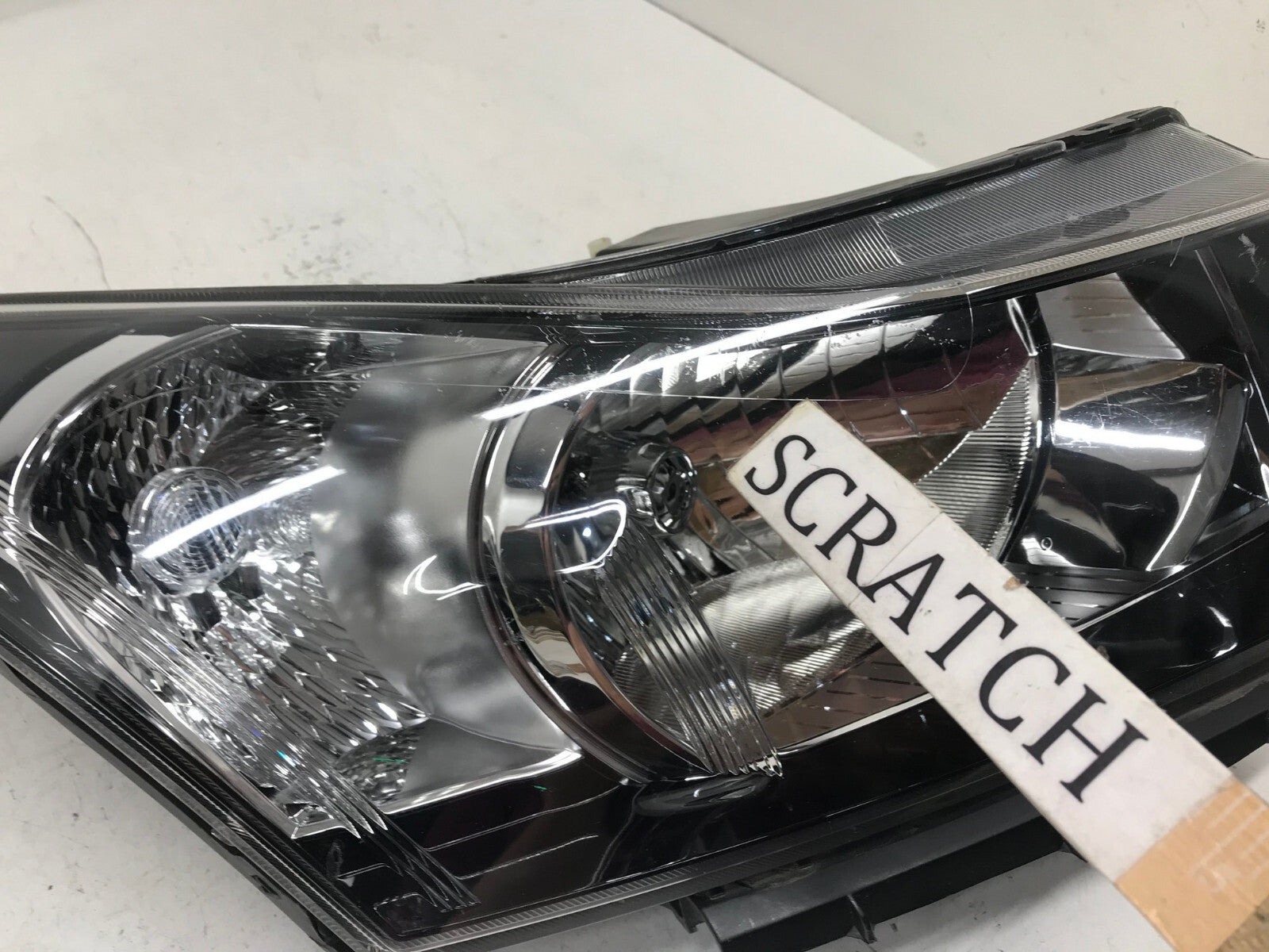 Headlight Damaged Right RH Passenger 11-15 Chevrolet Cruse CAPA