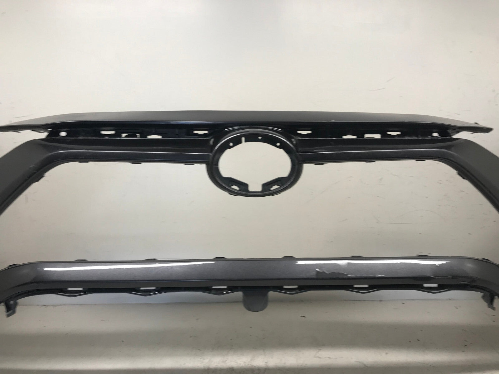 Front Bumper Cover Gray Toyota RAV4 LE/XLE/Hybrid LE 2019-2021 52119-0R200 OEM