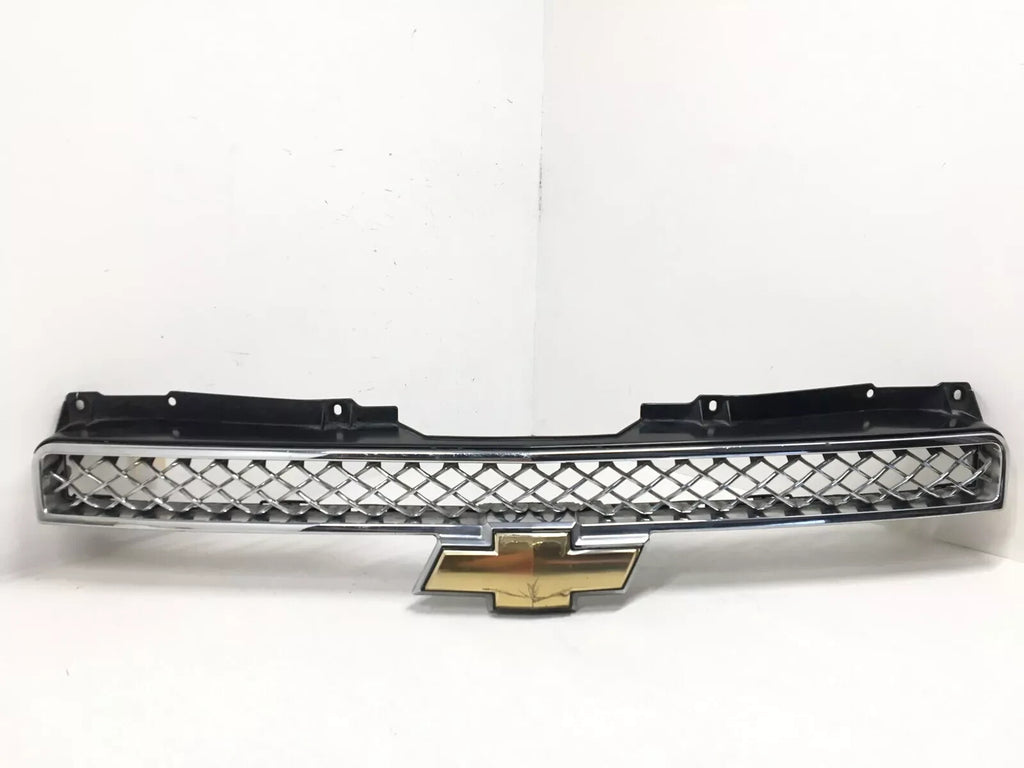 Upper Grille Grill Chevrolet GM Suburban 1500 07 08 15208000 Original