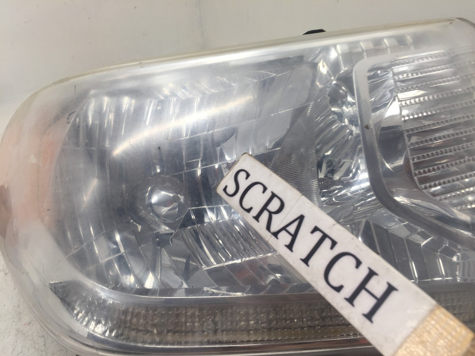 Head light Damaged Lamp Right Passenger RH Toyota Tundra 2014-2020 OEM2