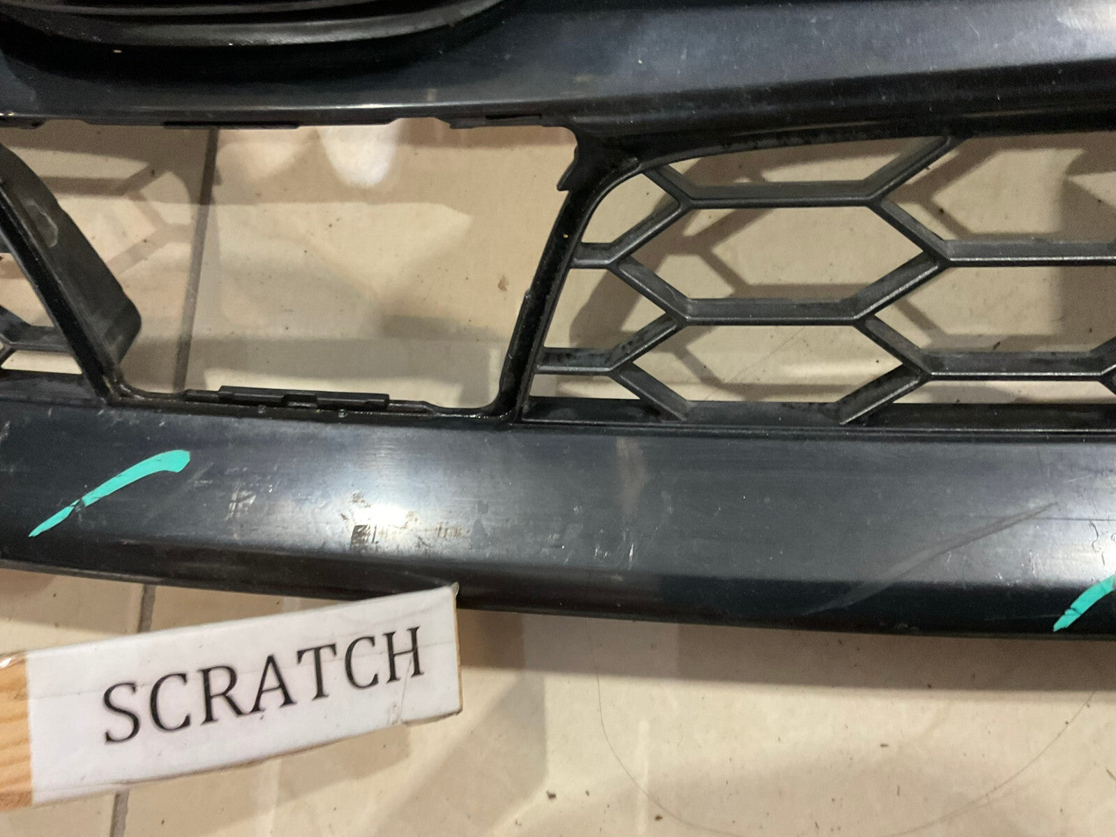 Grill Grille Balck 017 2018 Honda CR-V 71121-TLA-A100 OEM