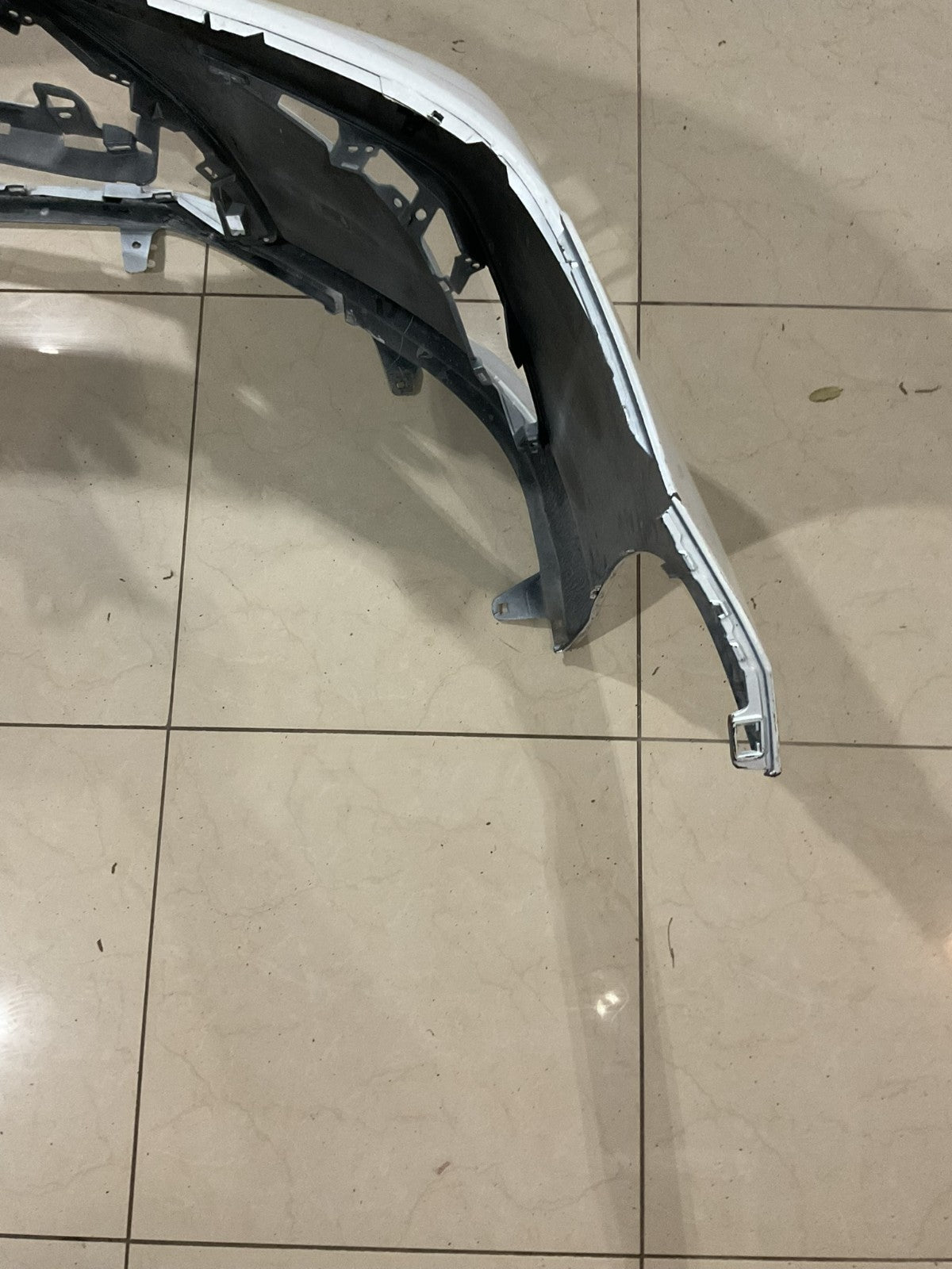 Front Bumper Cover White Lexus ES350 Base 2019 CAPA