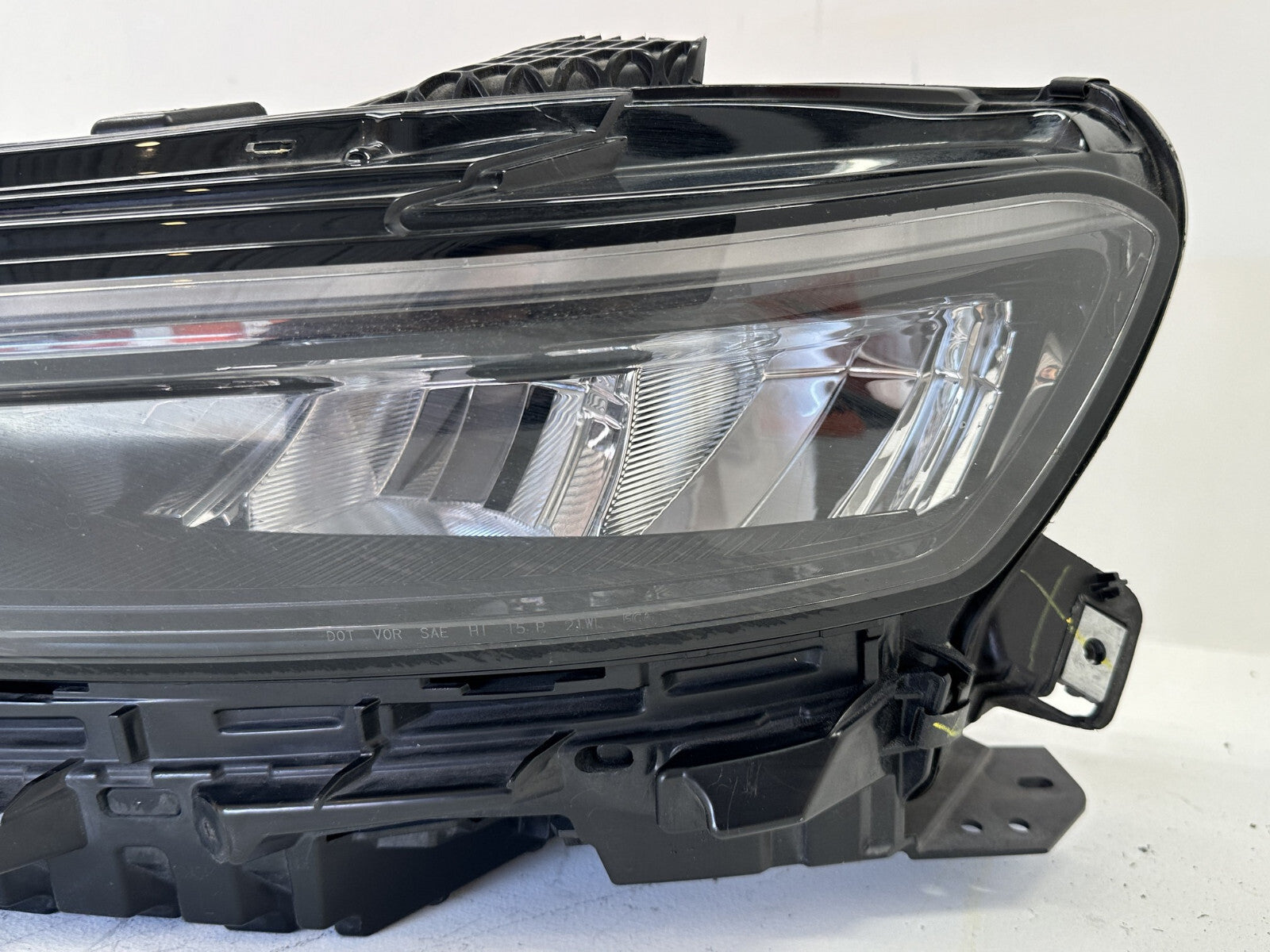 Headlight Left Driver LH 2021 2022 2023 Jeep Grand Cherokee 68376987AE OEM
