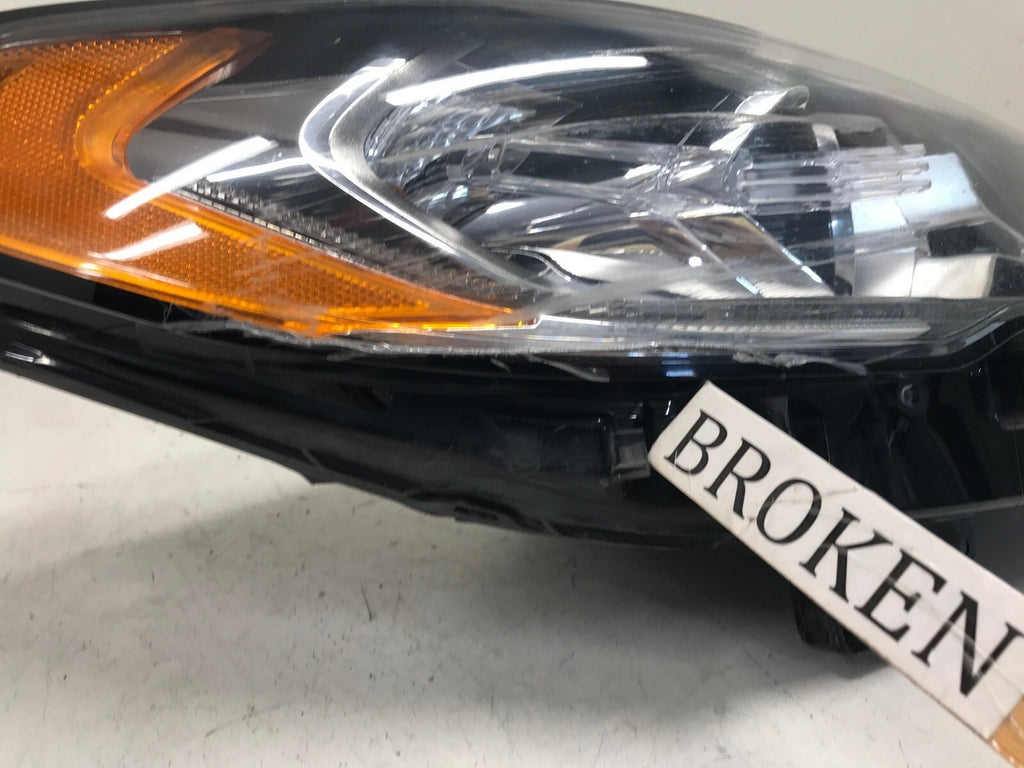 Halogen Headlight Damaged Passenger RH Ford Fusion 2017-2020 HS73-13W029-CJ OEM